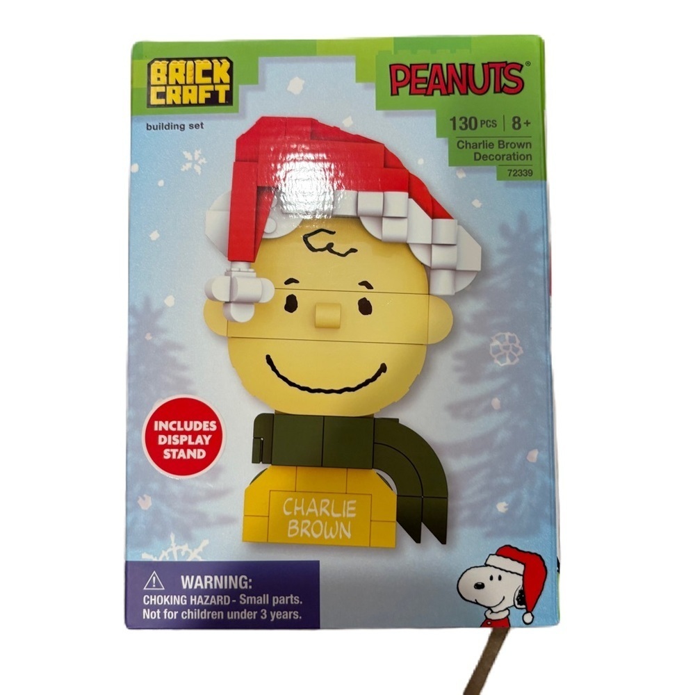 Peanuts Charlie Brown Holiday Brick Craft Set NEW Christmas Santa Hat